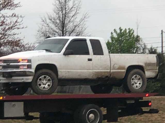 Stolen truck used by Hopkinsville officer shooting suspect James Decoursey being towed from the scene. GMN    