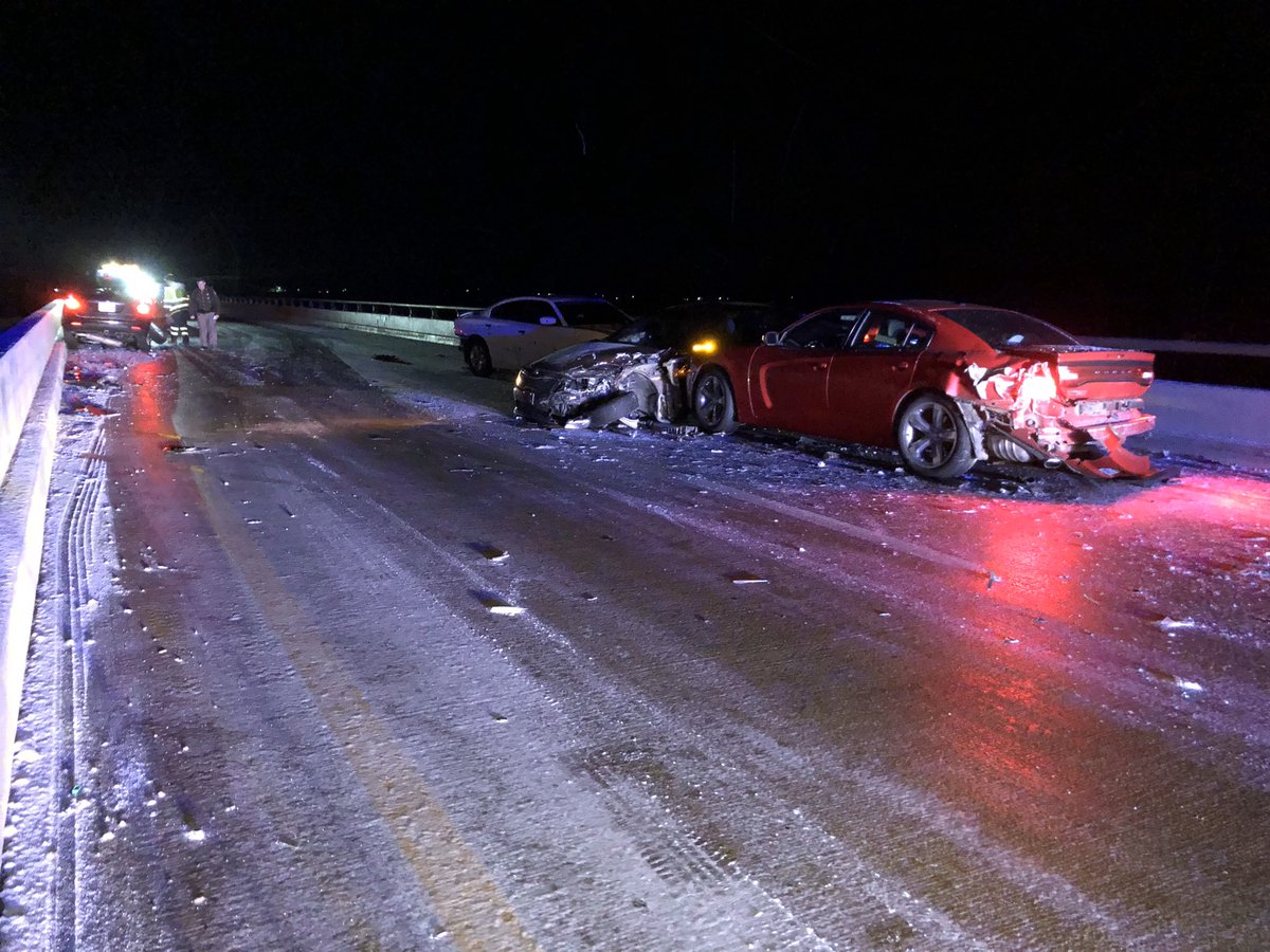 4 car accident on East Bound Audubon Pkwy. Road over Green River is extremely slick and the accident occurred. HCSO is working scene. Says a few of the drivers went to Methodist with minor injuries. Road will be closed off and on to remove all 4 cars. 