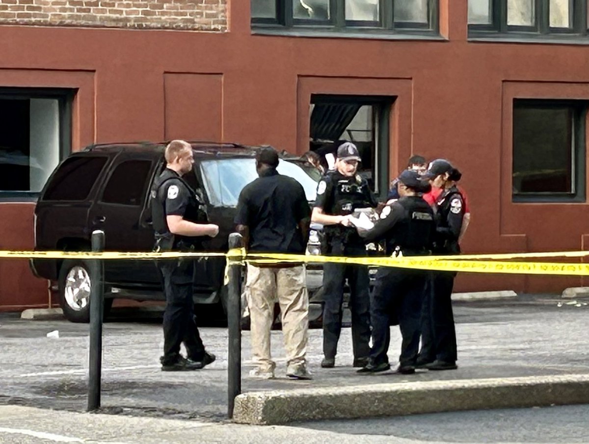 Investigation continues after 1 killed, 5 injured during shooting at 3rd and Market streets in downtown Louisville. Police say it happened outside Southern Restaurant  and Lounge