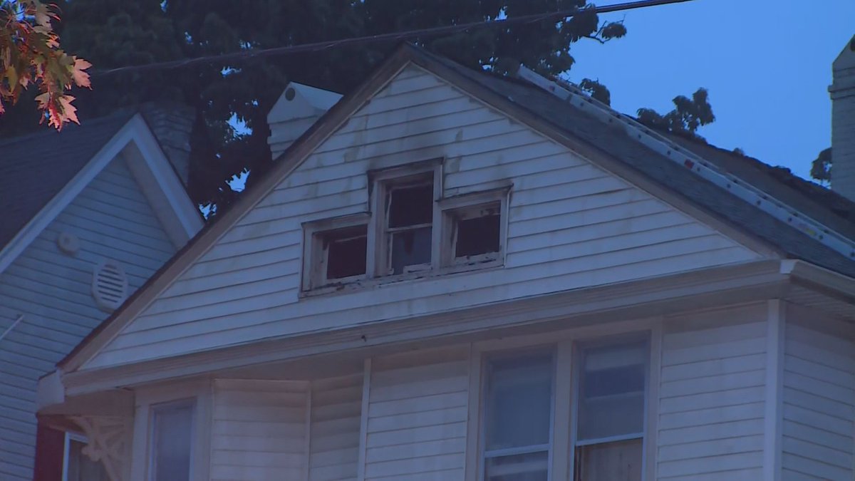 Fire crews in Winchester responded to a house fire early Thursday morning. A fire chief with the Winchester Fire Department said three people were home at the time of the fire and that no injuries were reported